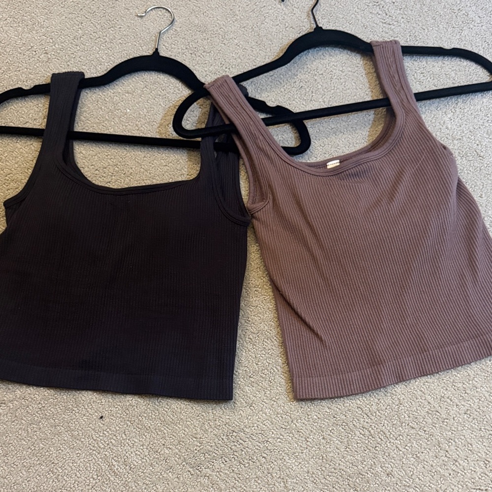 Women’s padded tank top